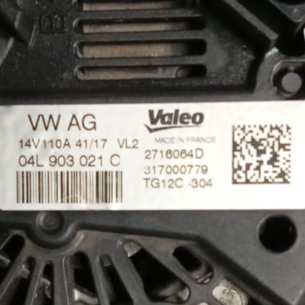 alternator volkswagen polo VI code . 04l903021c 1.6 diesel (2017 >) - F&P CRASH SRL - Used Parts
