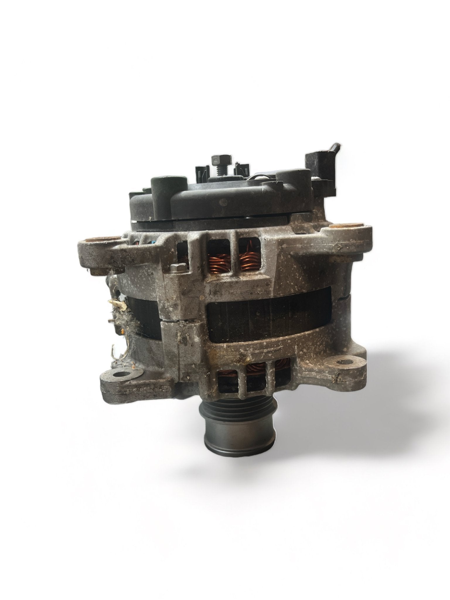 Alternatore Volkswagen T-Cross 1.0b ( 2019 ) cod : 05E903026B - F&P CRASH SRLS - Ricambi Usati