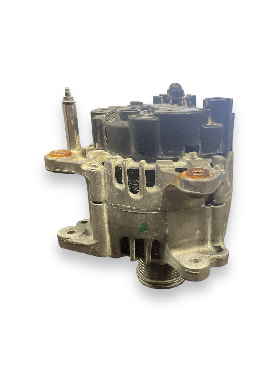 Alternatore Volkswagen T - Cross 1.6 Diesel (2019>) cod:04L903021C - F&P CRASH SRLS - Ricambi Usati