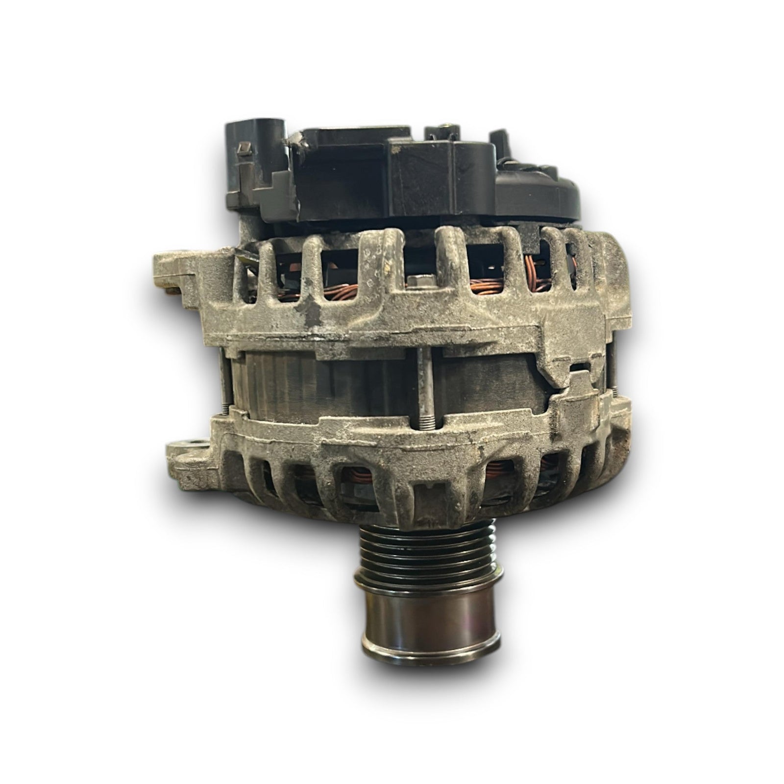 Alternatore Volkswagen T - Cross cod.04E903015A 1.0 Benzina (2019 > ) - F&P CRASH SRLS - Ricambi Usati