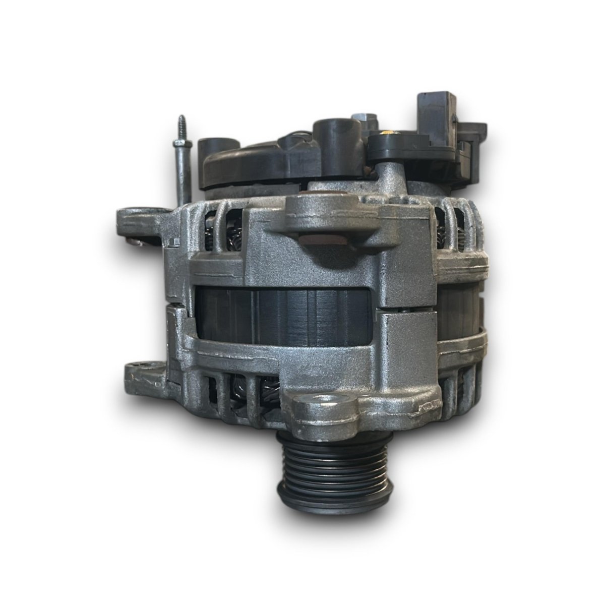 Alternatore Volkswagen Tiguan (AD) cod.05L903026B 2.0 Diesel (2016 &gt; 2024) - F&amp;P CRASH SRLS - Ricambi Usati