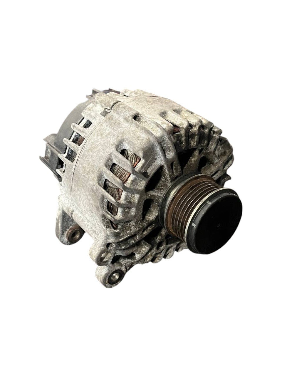 Alternatore Volkswagen Touran 1.4 benzina (2006 - 2010)cod.A607703A - F&P CRASH SRLS - Ricambi Usati