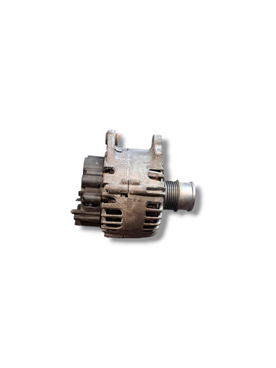 Alternatore Volkswagen Up 1.0 Benzina (2012>) COD:04C903023R - F&P CRASH SRLS - Ricambi Usati
