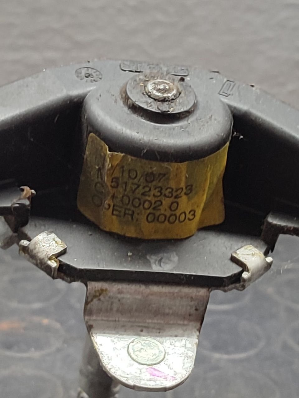 Alza Cristallo Manuale Posteriore Destro Fiat Grande Punto III Serie Cod:M 51723323 - F&P CRASH SRLS - Ricambi Usati