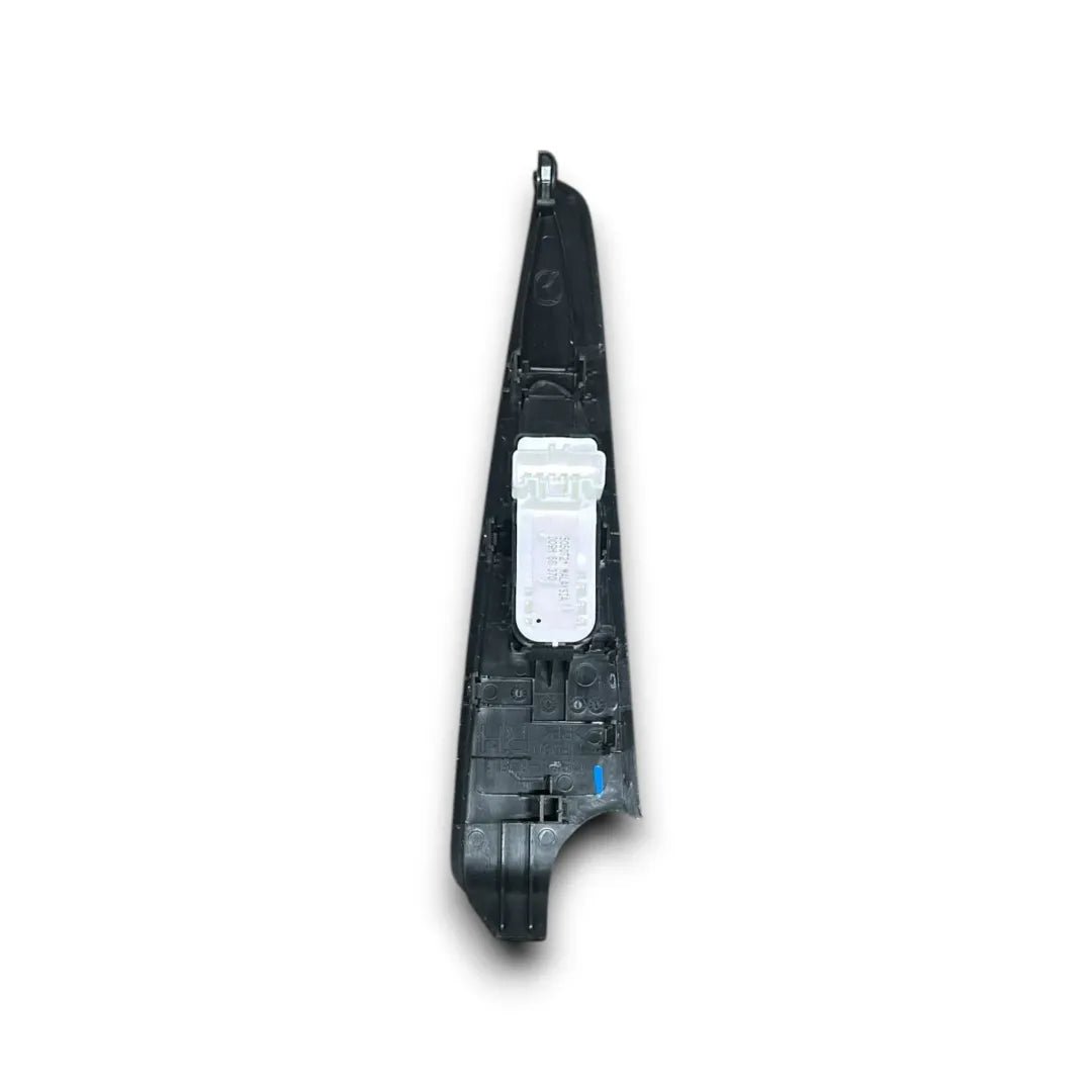 Alzacristallo elettrico posteriore destro Mazda 2 3ª Serie OEM DA6C72590A - F&P CRASH SRL - Ricambi Usati