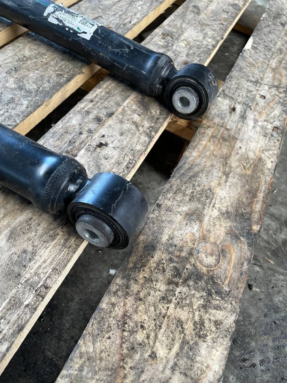 Ammortizzatori posteriori Volkswagen T-CROSS 2Q0513049CC - F&P CRASH SRLS - Ricambi Usati