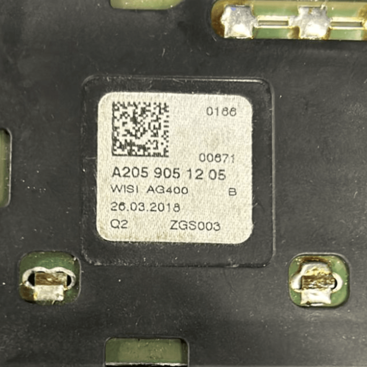 Amplificatore Antenna Mercedes Benz Glc cod:A2059051205 (2015 > 2022) - F&P CRASH SRLS - Ricambi Usati