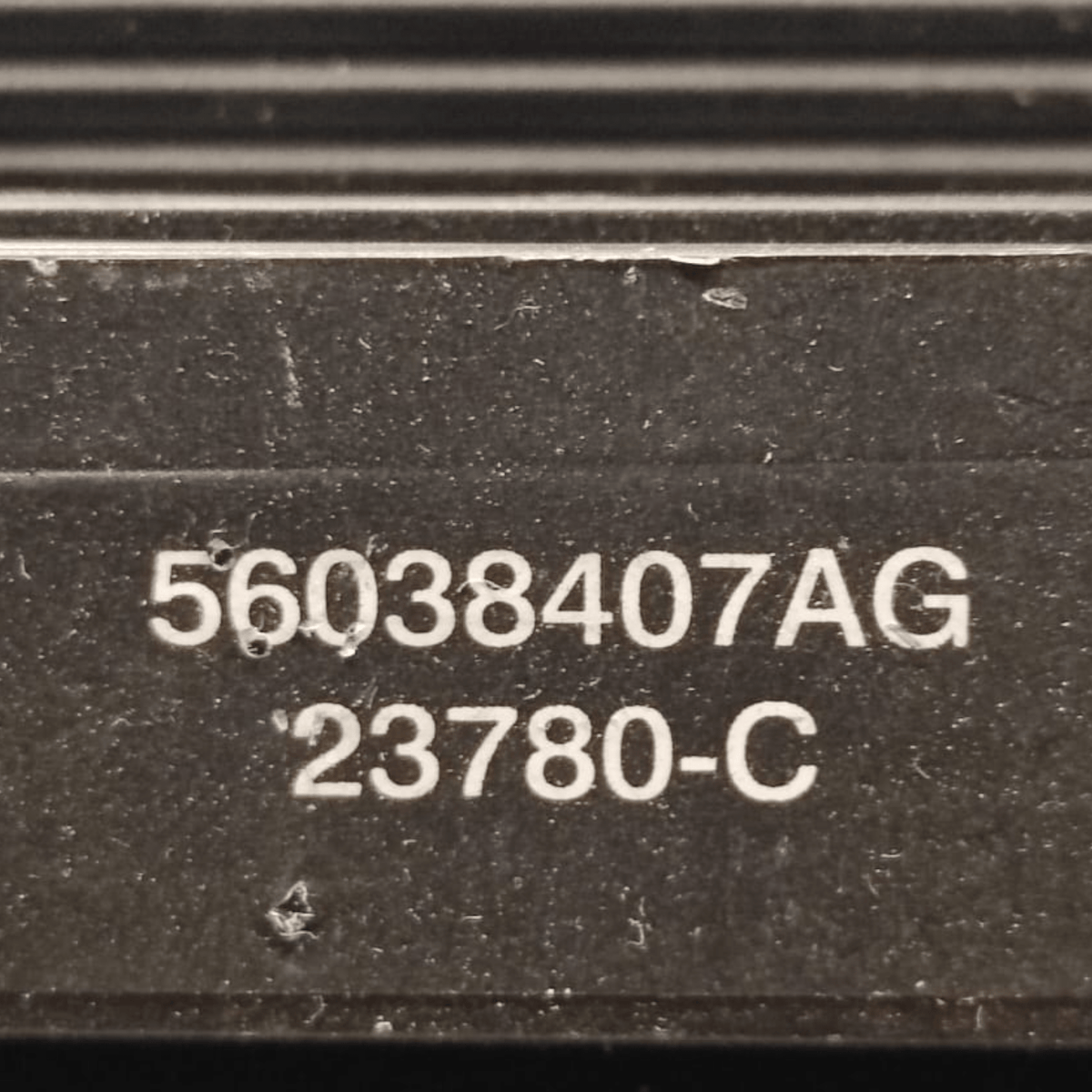 Amplificatore Autoradio Jeep Grand Cherokee (WJ - WG)COD: 56038407AG (1998 - 2004) - F&P CRASH SRLS - Ricambi Usati