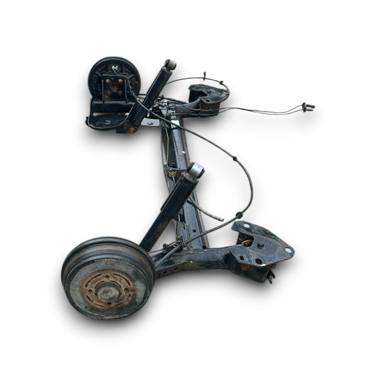 Assale / Ponte Posteriore (A Tamburi) Dacia Dokker cod.555110548R 1.5 Diesel (2013 > 2021) - F&P CRASH SRLS - Ricambi Usati