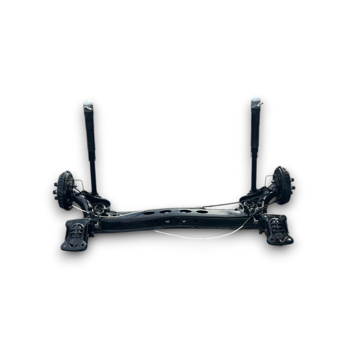 Assale / ponte posteriore (a tamburi) Volkswagen Taigo 1.0 benzina (2020 &gt; ) - F&amp;P CRASH SRLS - Ricambi Usati