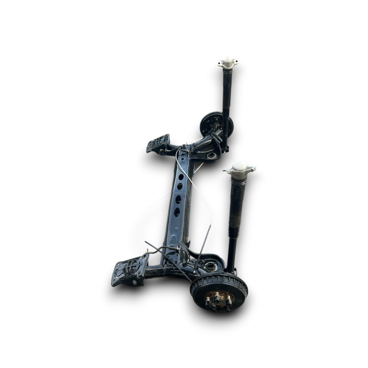 Assale / ponte posteriore (a tamburi) Volkswagen Taigo 1.0 benzina (2020 > ) - F&P CRASH SRLS - Ricambi Usati