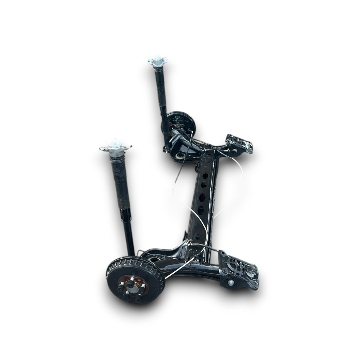 Assale / ponte posteriore (a tamburi) Volkswagen Taigo 1.0 benzina (2020 > ) - F&P CRASH SRLS - Ricambi Usati