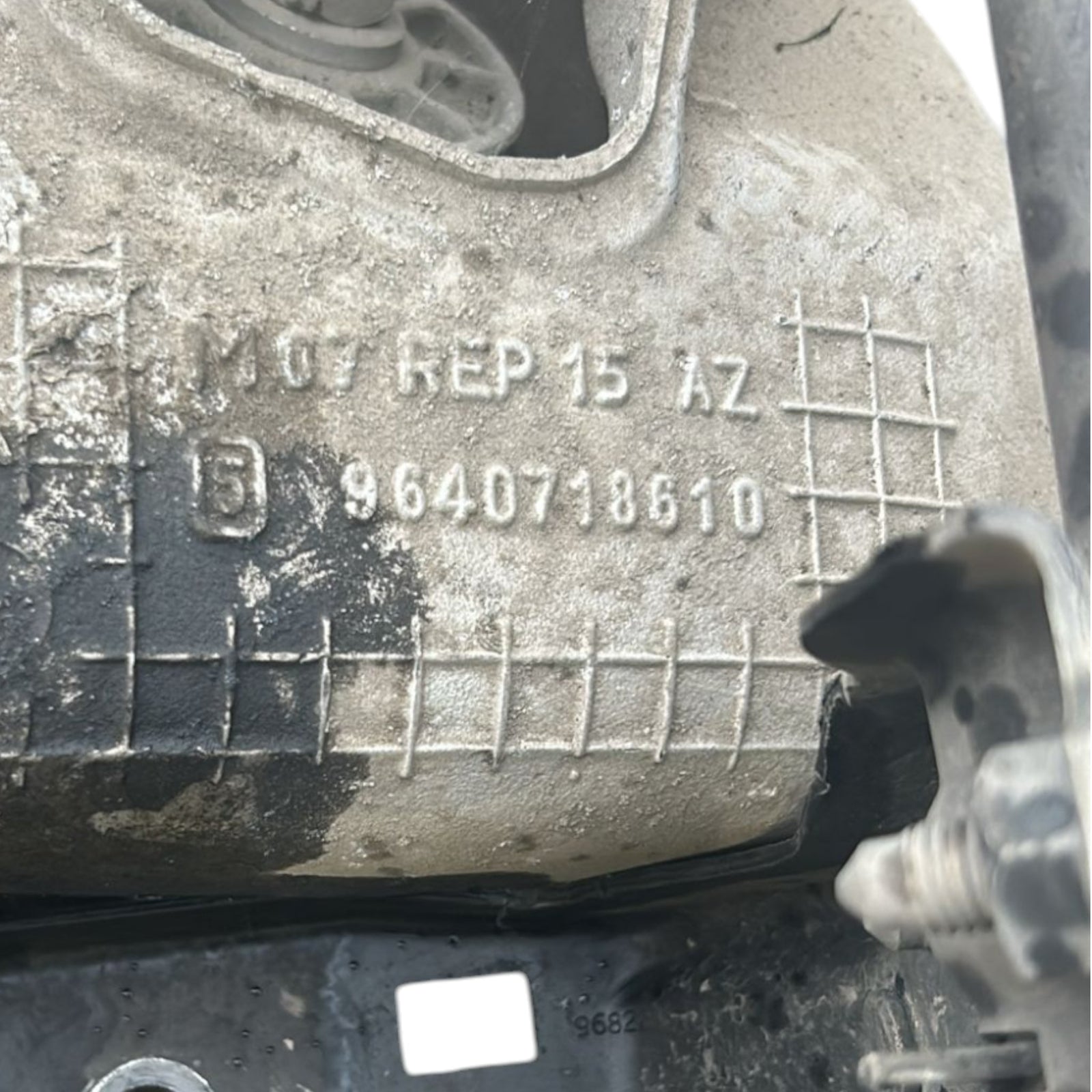 Assale / Ponte Posteriore Citroen DS7 1.5 Diesel cod.9640718610 (2017 > ) - F&P CRASH SRLS - Ricambi Usati