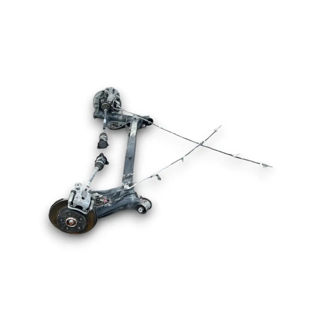 Assale posteriore Suzuki Vitara OEM 4650064U00000 - F&P CRASH SRL - Ricambi Usati