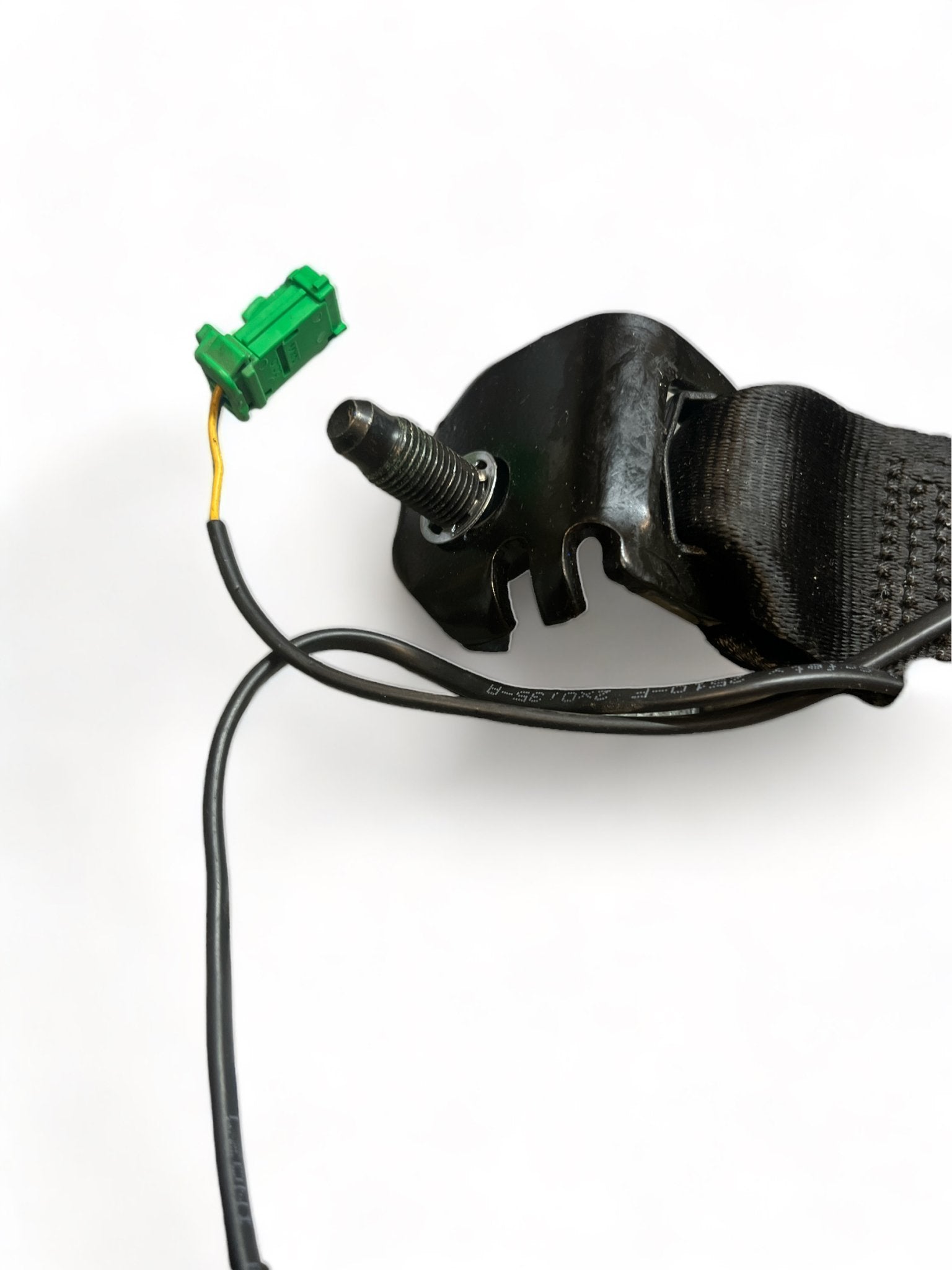 Attacco Fibbia Cintura Di Sicurezza Posteriore Centrale Alfa Romeo Mito ( 2016 ) cod : 156080957 - F&P CRASH SRLS - Ricambi Usati