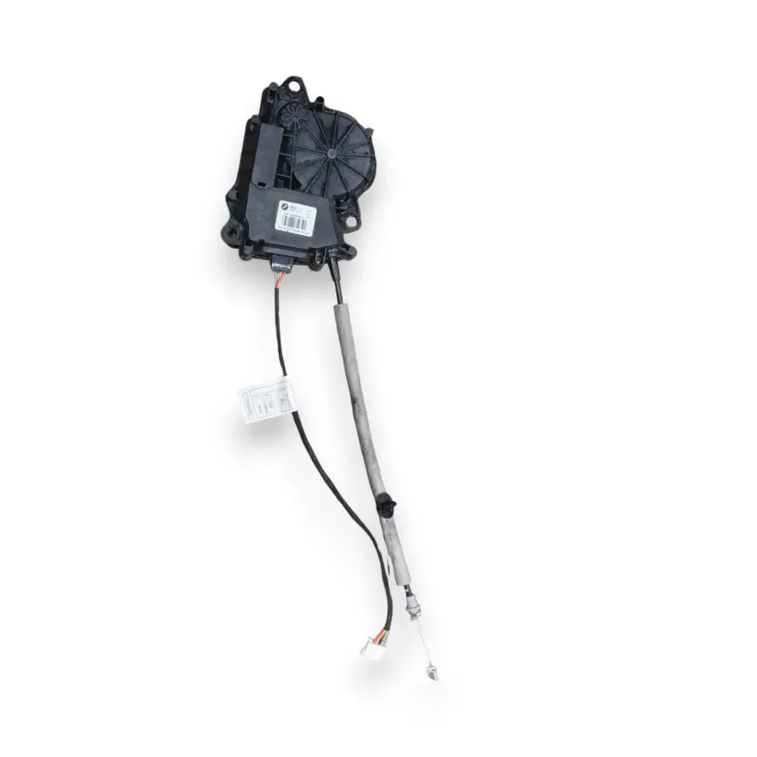 Attuatore chiusura centralizzata del portellone posteriore BMW X2 F39 cod. UA742384810 - F&P CRASH SRL - Ricambi Usati