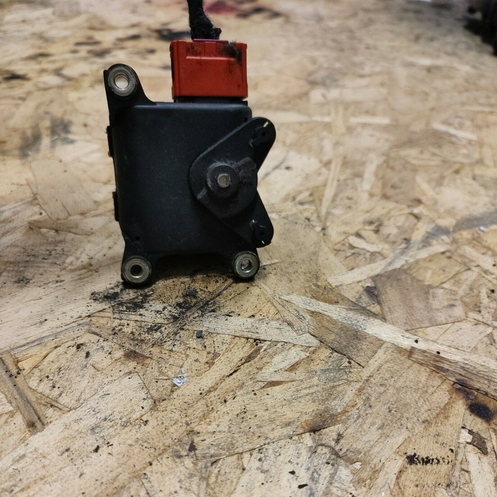 Attuatore Motorino Riscaldamento VW Passat 3B 1.9 2004 8D1820511B 700035693F00 - F&P CRASH SRLS - Ricambi Usati