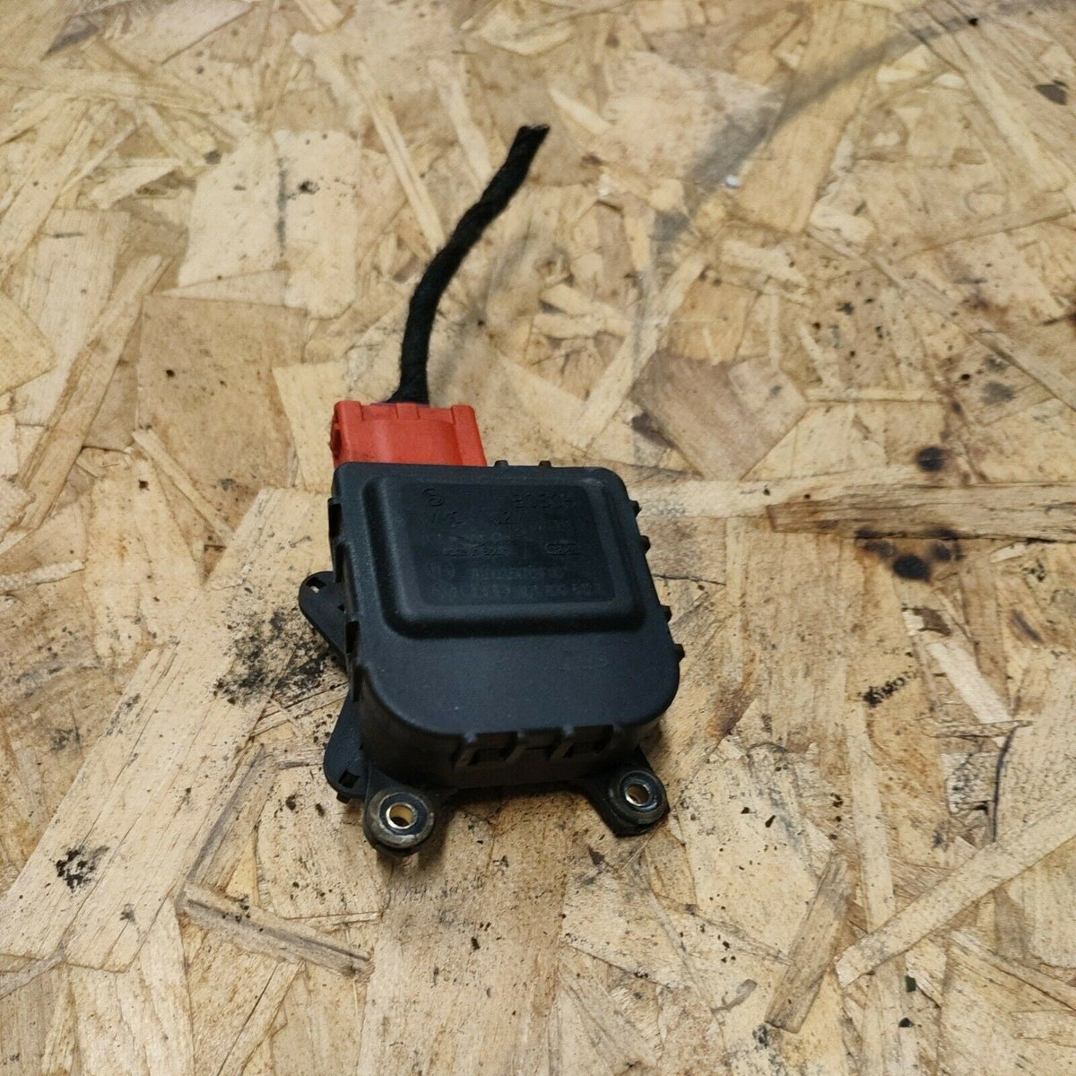 Attuatore Motorino Riscaldamento VW Passat 3B 1.9 2004 8D1820511B 700035693F00 - F&amp;P CRASH SRLS - Ricambi Usati