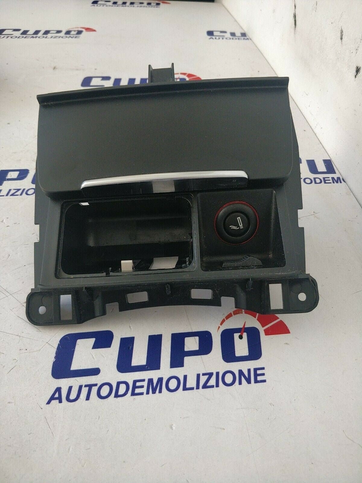 Audi A4 A5 Q5 Posacenere Con Accendisigari 8K0857951 Originale - F&P CRASH SRLS - Ricambi Usati