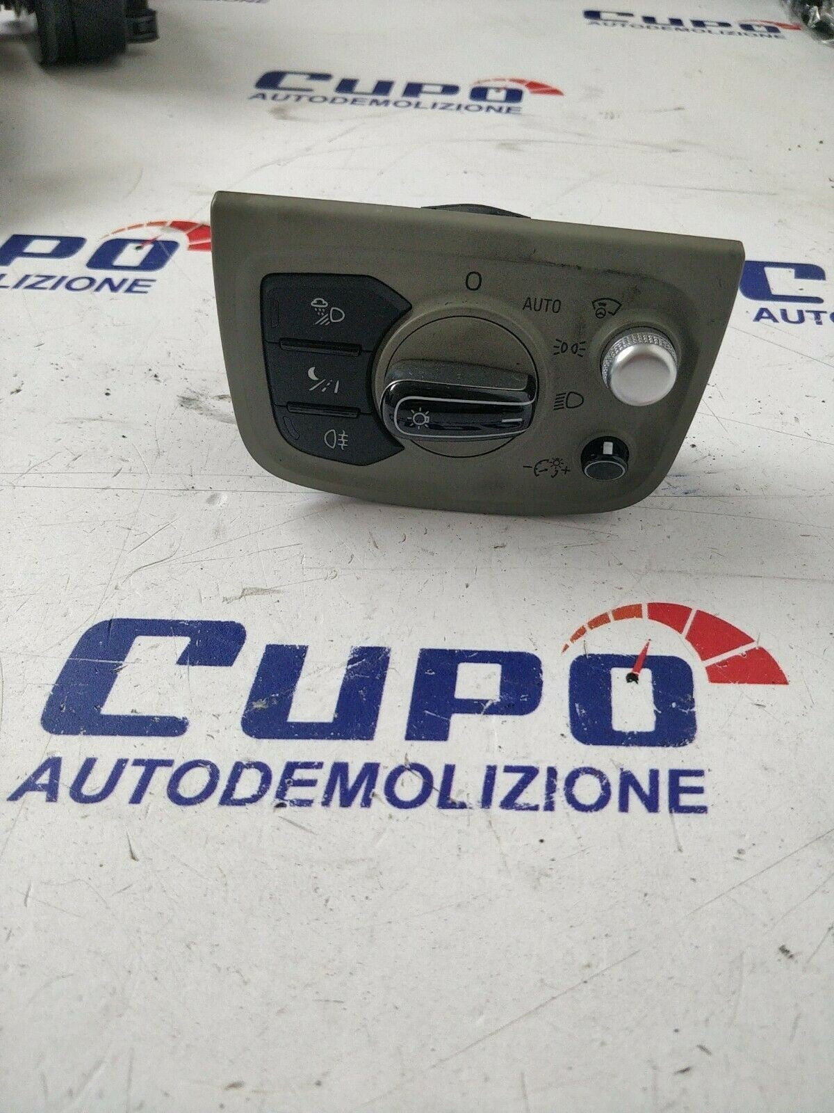 AUDI A8 2014 Interruttore Fari 4H0941531G - F&amp;P CRASH SRLS - Ricambi Usati