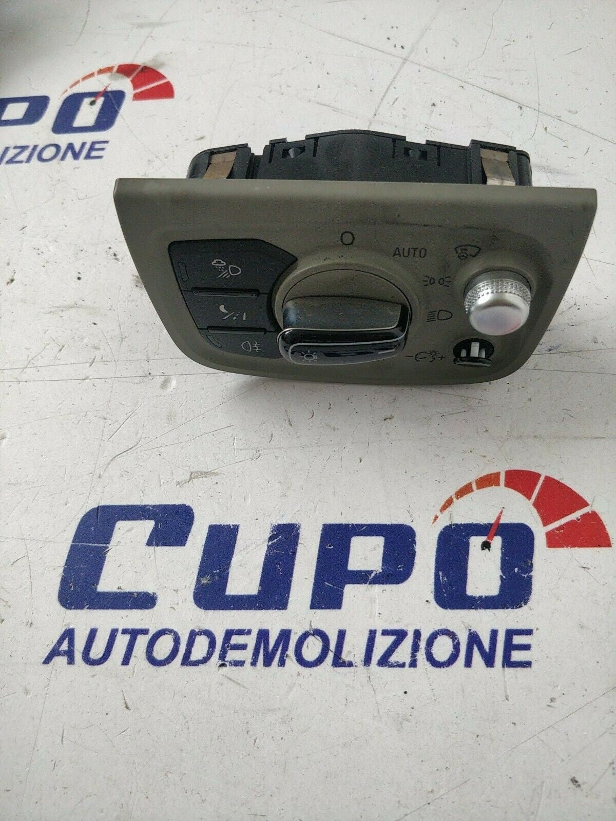 AUDI A8 2014 Interruttore Fari 4H0941531G - F&P CRASH SRLS - Ricambi Usati