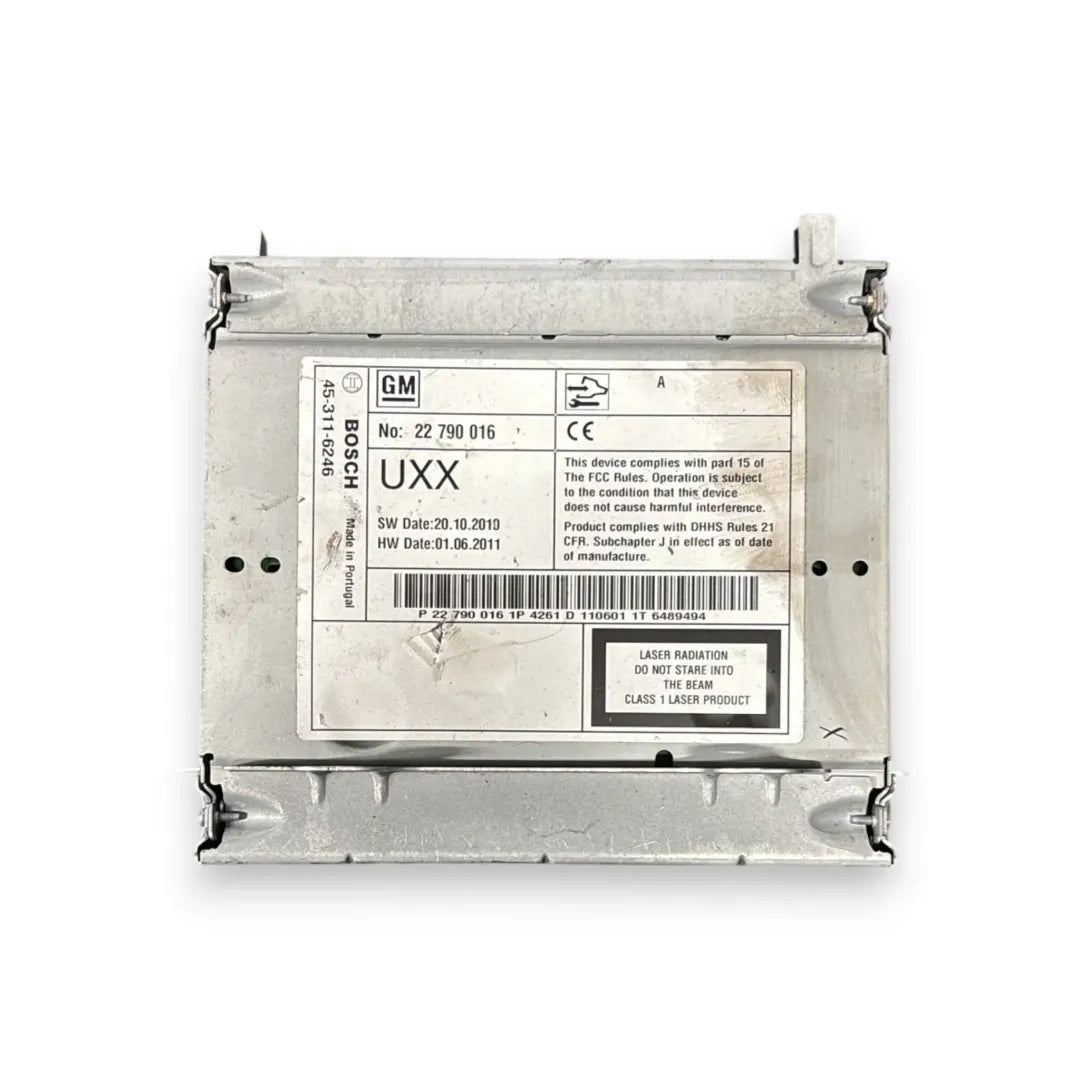 Autoradio Opel Astra P10 OEM 13360095 - F&P CRASH SRL - Ricambi Usati