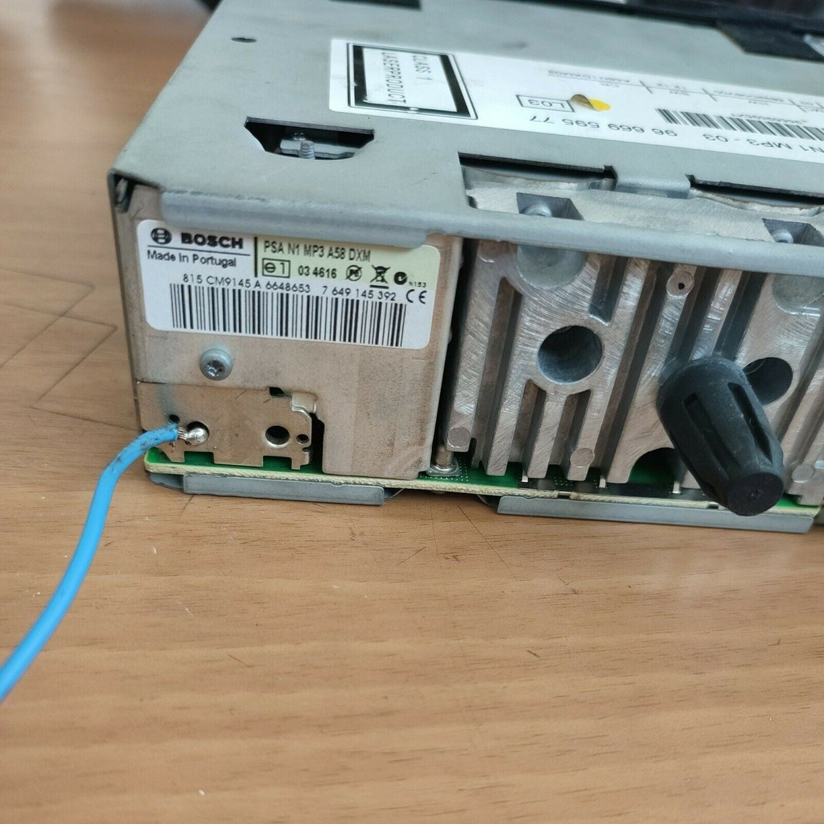 Autoradio Radio-CD per Peugeot 09-13 96669595XT 6832D06V00 - F&P CRASH SRLS - Ricambi Usati