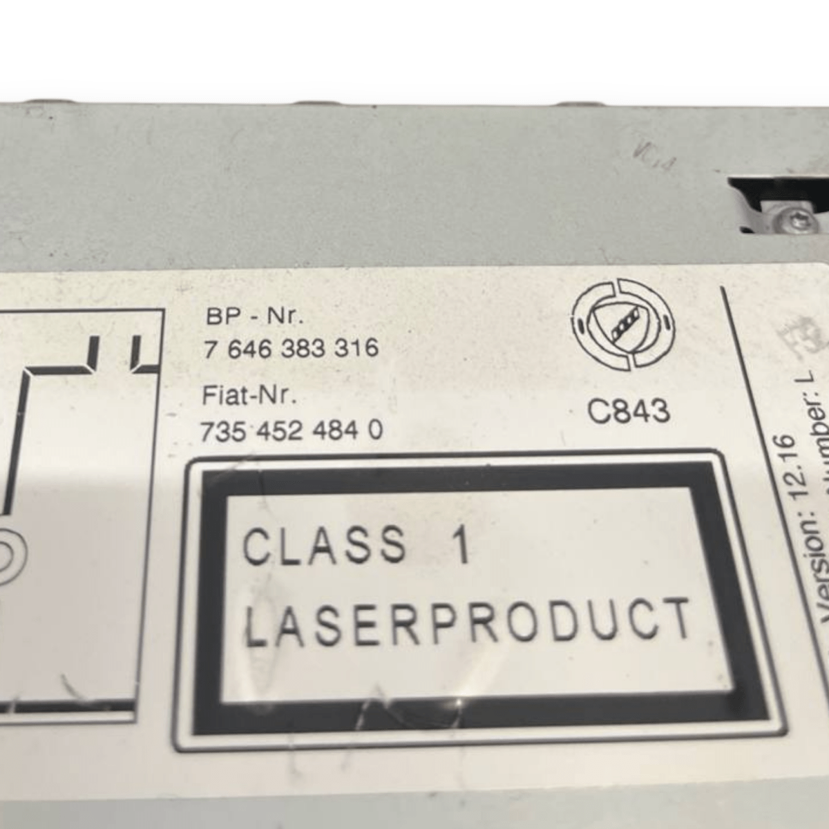 Autoradio / Stereo Fiat 500 (2007 - ) cod: 7354524840 - F&P CRASH SRLS - Ricambi Usati