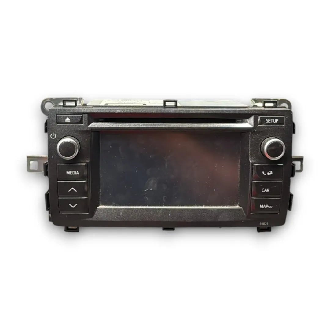 Autoradio Toyota Auris - F&amp;P CRASH SRL - Ricambi Usati