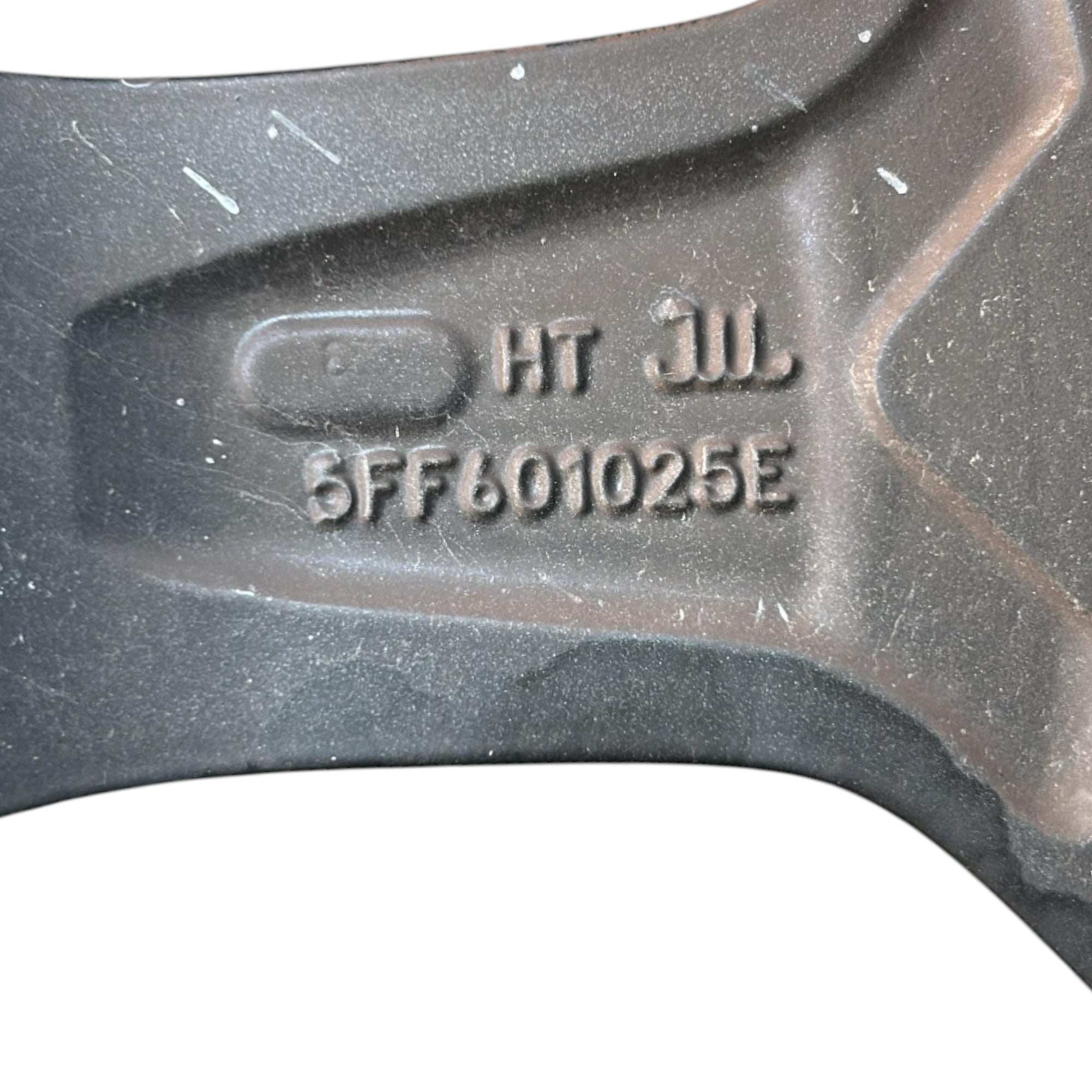 Cerchio In Lega (DIAMANTATO) Cupra Formentor cod.5FF601025E (5 Fori / 245 / 40 R19)