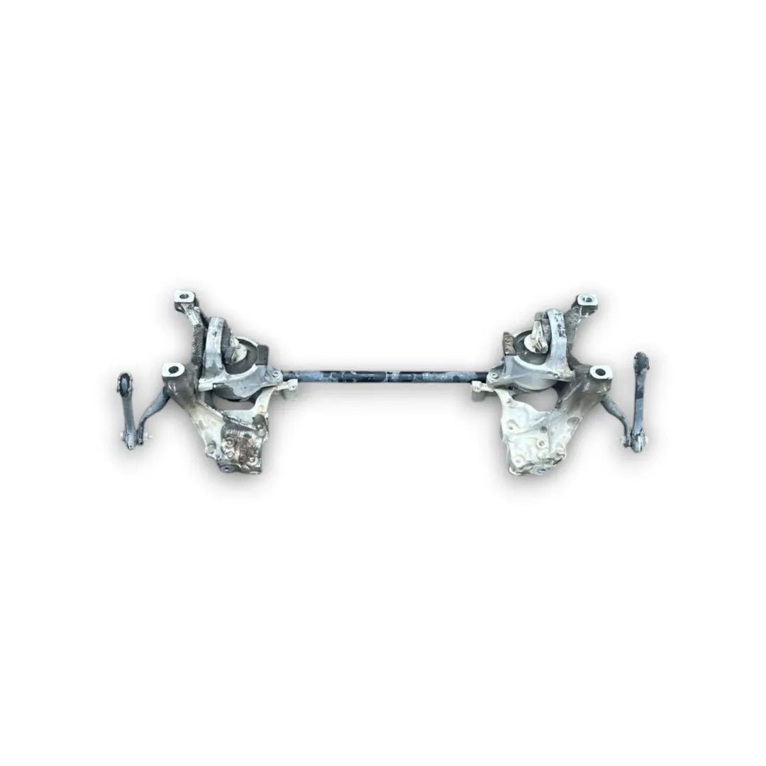 Barra stabilizzatrice anteriore Audi A4 8W OEM 8W0411309 - F&P CRASH SRL - Ricambi Usati