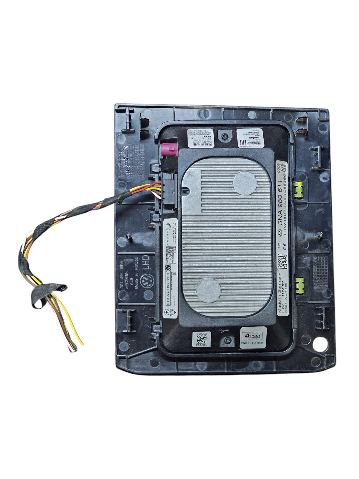 Base Di Ricarica Wireless Volkswagen Polo VI Cod:5NA980611 (2017 - >) - F&P CRASH SRLS - Ricambi Usati