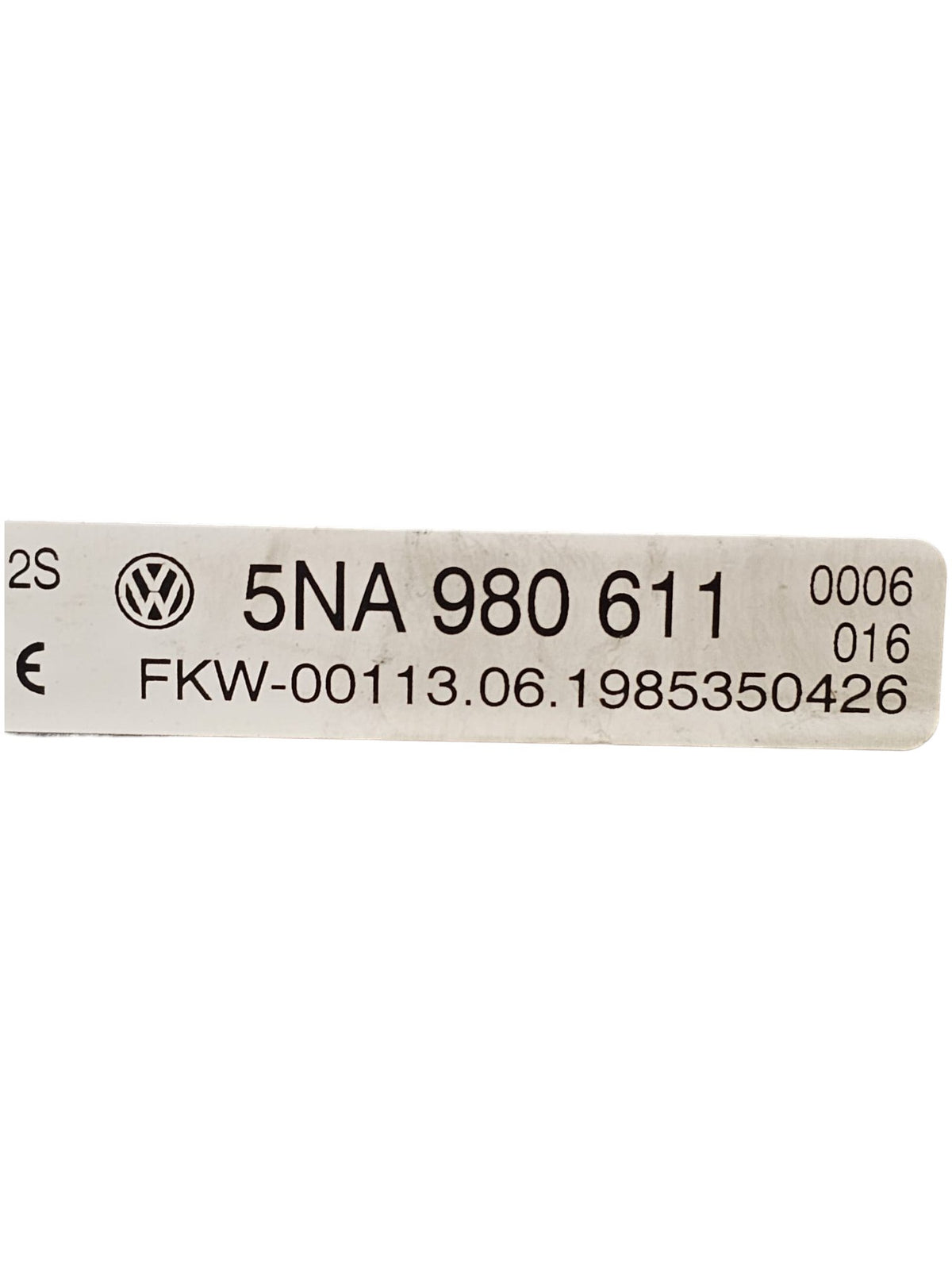 Base Di Ricarica Wireless Volkswagen Polo VI Cod:5NA980611 (2017 - >) - F&P CRASH SRLS - Ricambi Usati