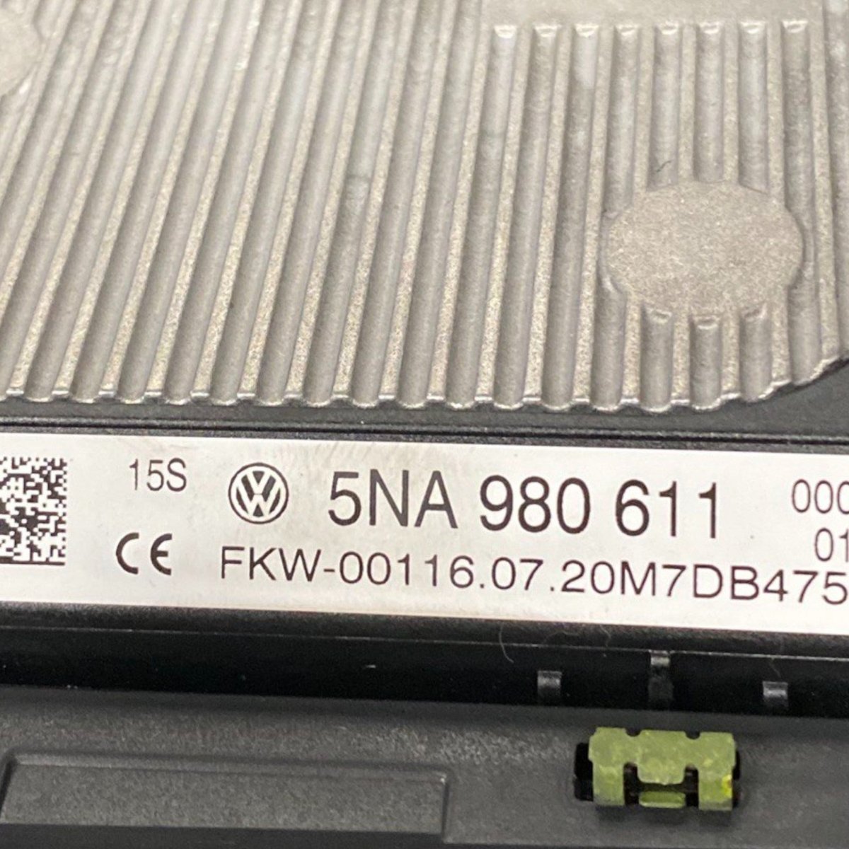 Base ricarica wireless volkswagen golf viii Cod: 5na980611 (2019 - ) - F&P CRASH SRLS - Ricambi Usati