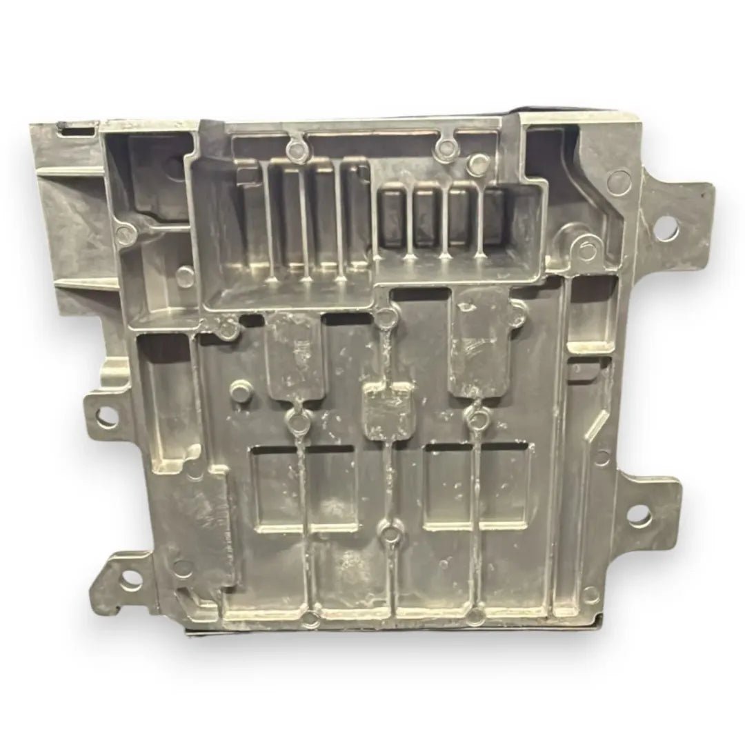 Batteria Suzuki Vitara OEM 3361085L03000 - F&P CRASH SRL - Ricambi Usati