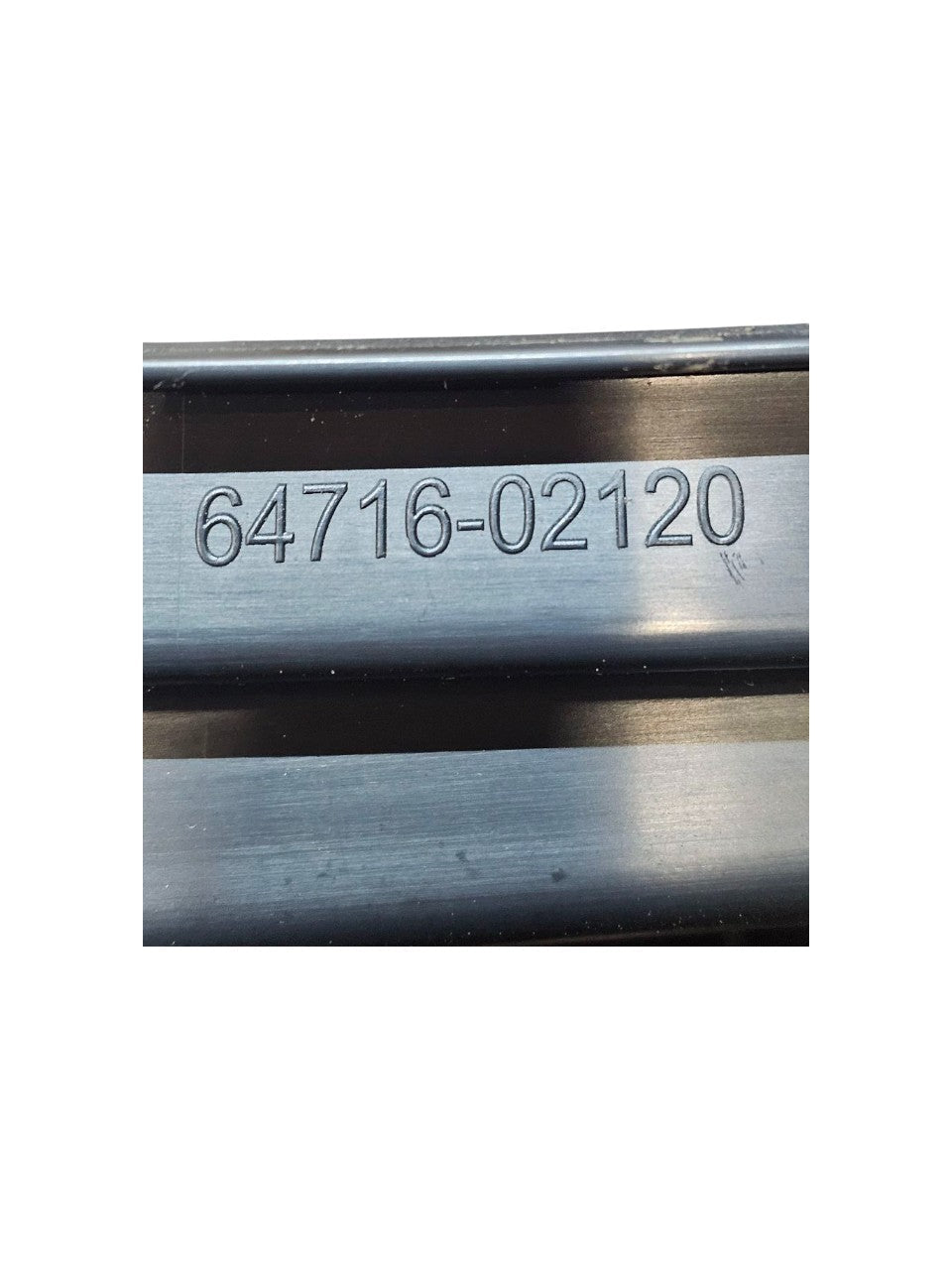 Batticofano / Modanatura Interna Bagagliaio Toyota Auris E180 Cod:6471602120 (2012 - 2018) - F&P CRASH SRLS - Ricambi Usati