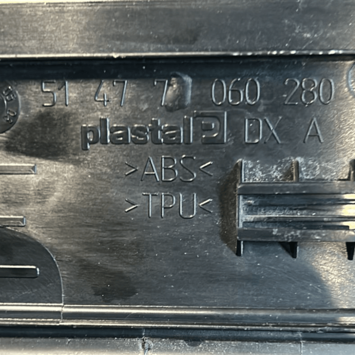 Battitacco Anteriore Destro Sinistro Bmw Serie 3 E91 SW (2005 > 2013) cod:51477060279 / 51477060280 - F&P CRASH SRLS - Ricambi Usati