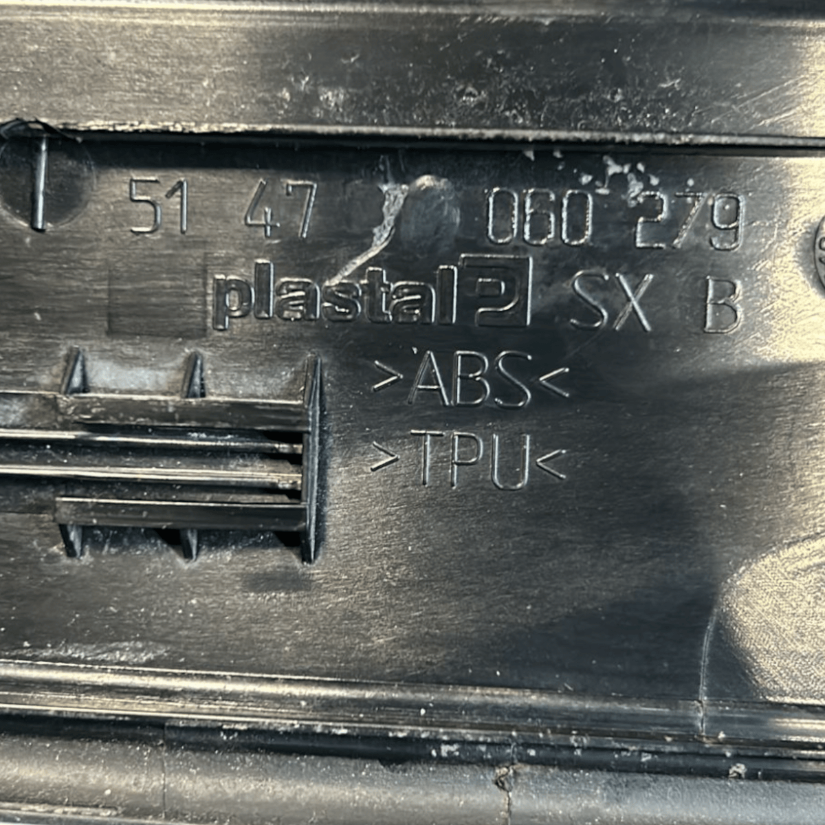 Battitacco Anteriore Destro Sinistro Bmw Serie 3 E91 SW (2005 > 2013) cod:51477060279 / 51477060280 - F&P CRASH SRLS - Ricambi Usati