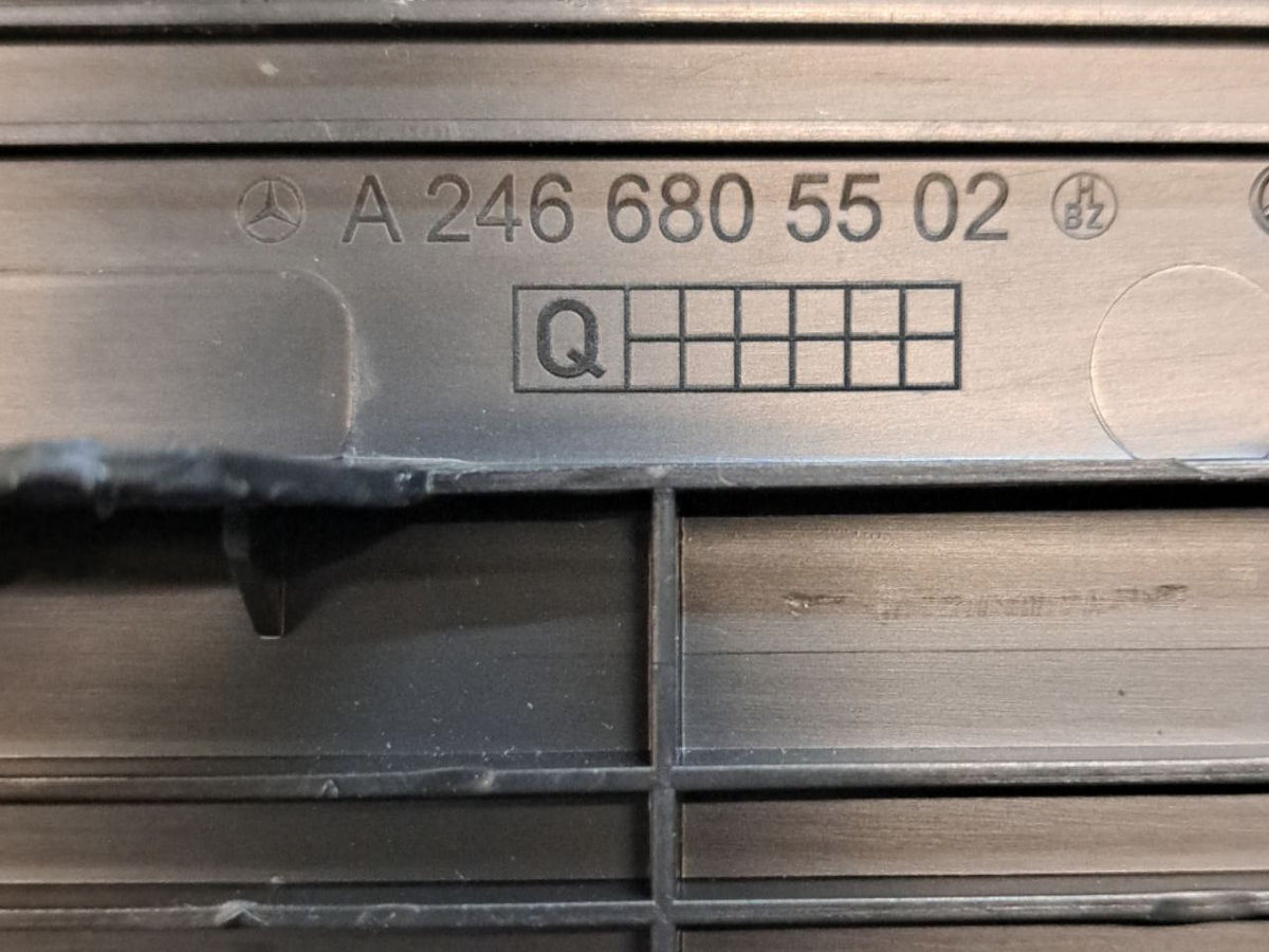Battitacco anteriore Sinistro (sx) Mercedes Classe A W176 (2012 - 2018) COD:A2466805502 - F&P CRASH SRLS - Ricambi Usati