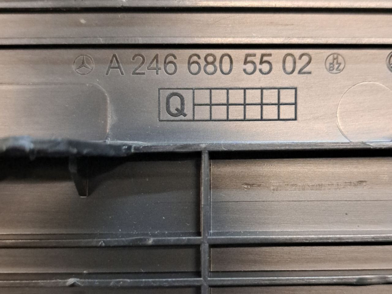 Battitacco anteriore Sinistro (sx) Mercedes Classe A W176 (2012 - 2018) COD:A2466805502 - F&P CRASH SRLS - Ricambi Usati