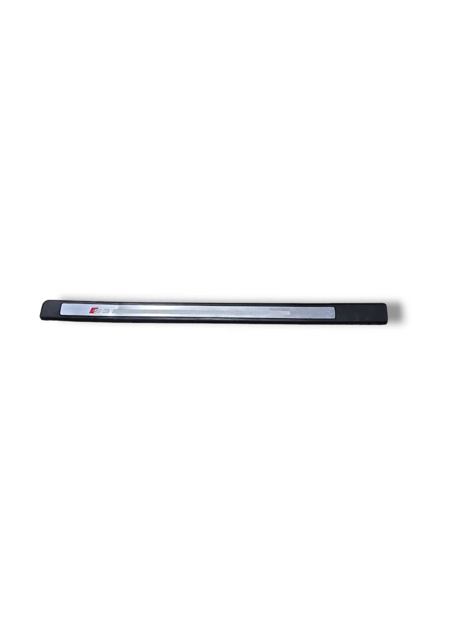 Battitacco Destro Audi A3 / S3 8P (2005 - 2013) Cod : 8P3853492G 3 Porte - F&P CRASH SRLS - Ricambi Usati