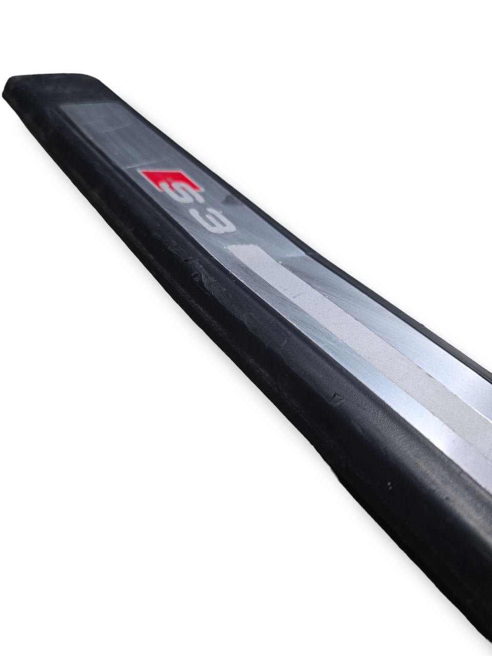 Battitacco Destro Audi A3 / S3 8P (2005 - 2013) Cod : 8P3853492G 3 Porte - F&P CRASH SRLS - Ricambi Usati