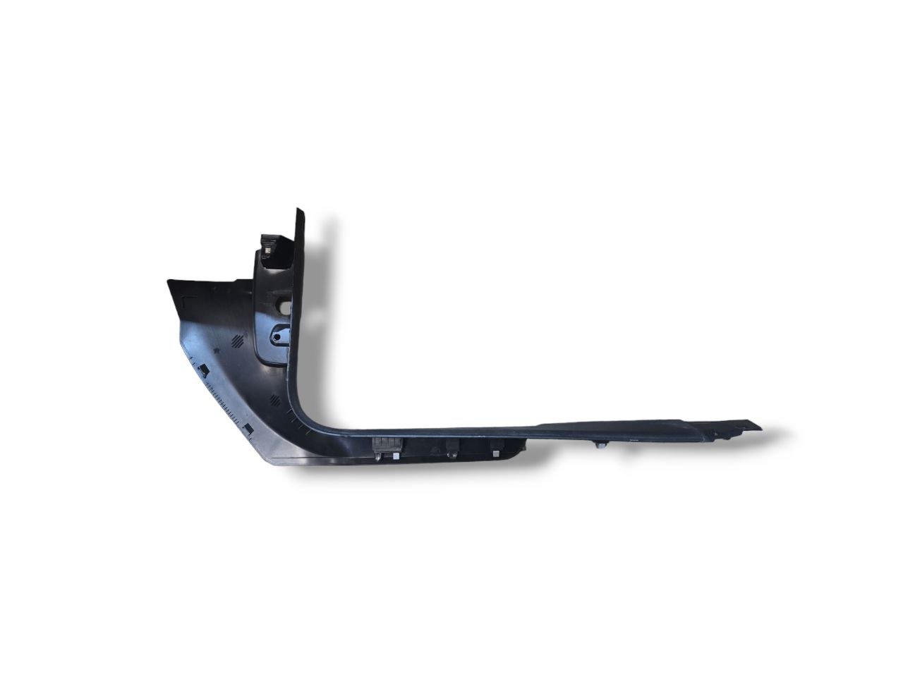 BATTITACCO SINISTRO AUDI Q3 F3 (2018>) Cod : 83B867271 - F&P CRASH SRLS - Ricambi Usati