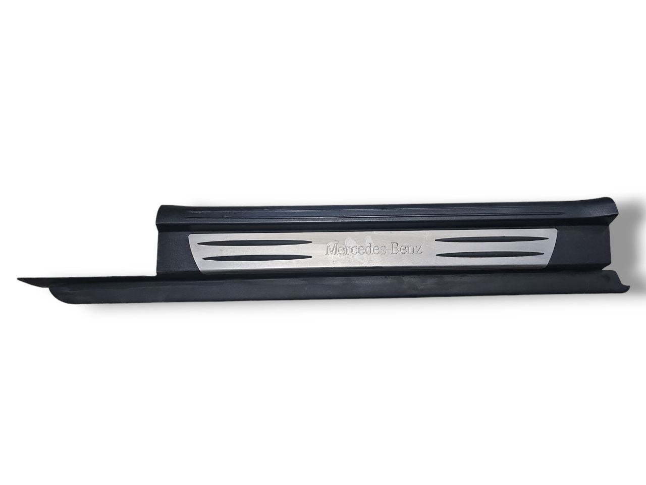BATTITACCO SINISTRO MERCEDES - BENZ SLK R171 (2004 - 2011) Cod : 1716800135 - F&P CRASH SRLS - Ricambi Usati