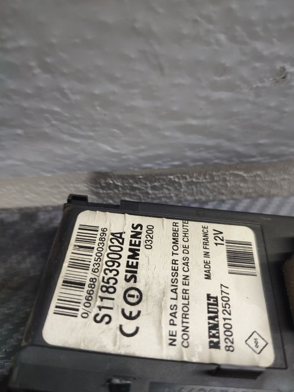 Blocchetto accensione elettrico / Lettore scheda RENAULT SCENIC II serie cod: s118539002a - F&P CRASH SRLS - Ricambi Usati