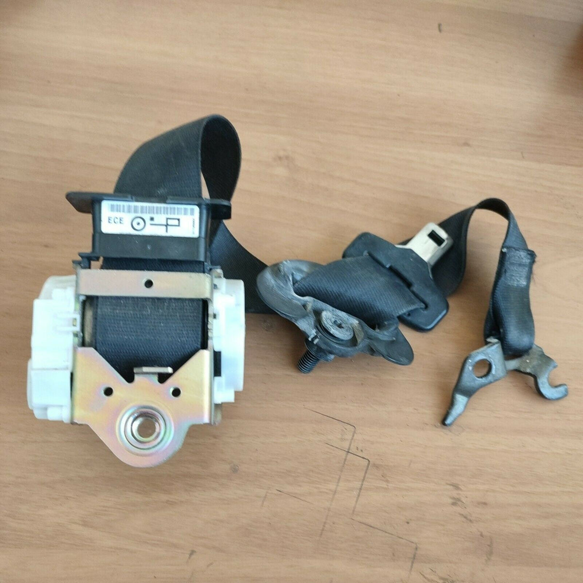 Bmw Serie 3 E90 E91 (2005-10) Sedile Anteriore Cintura Lato Sinistro S17069955 - F&amp;P CRASH SRLS - Ricambi Usati