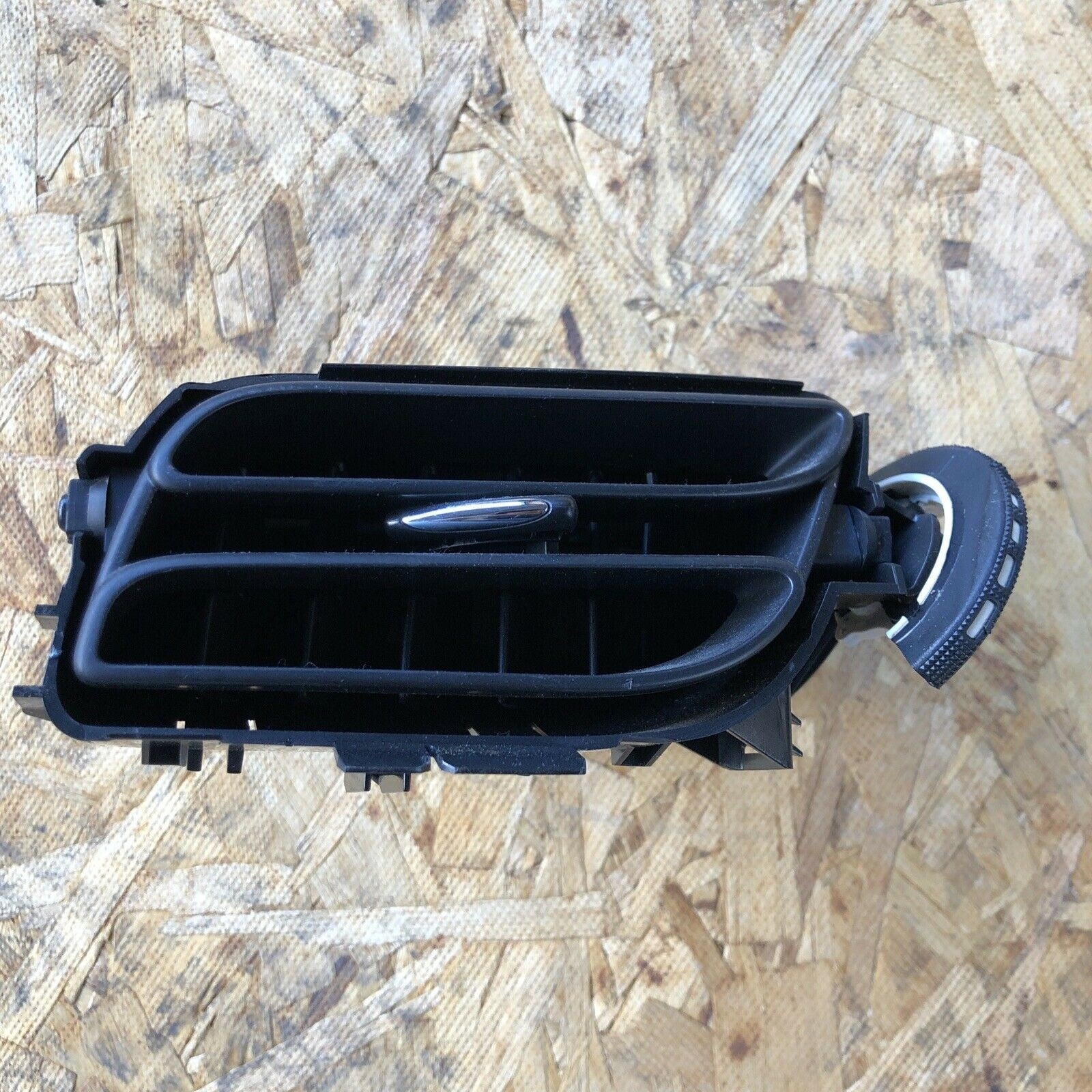 Bocchetta Aerazione Cruscotto Sinistro Citroen C3 1.4 A1092112 - F&P CRASH SRLS - Ricambi Usati