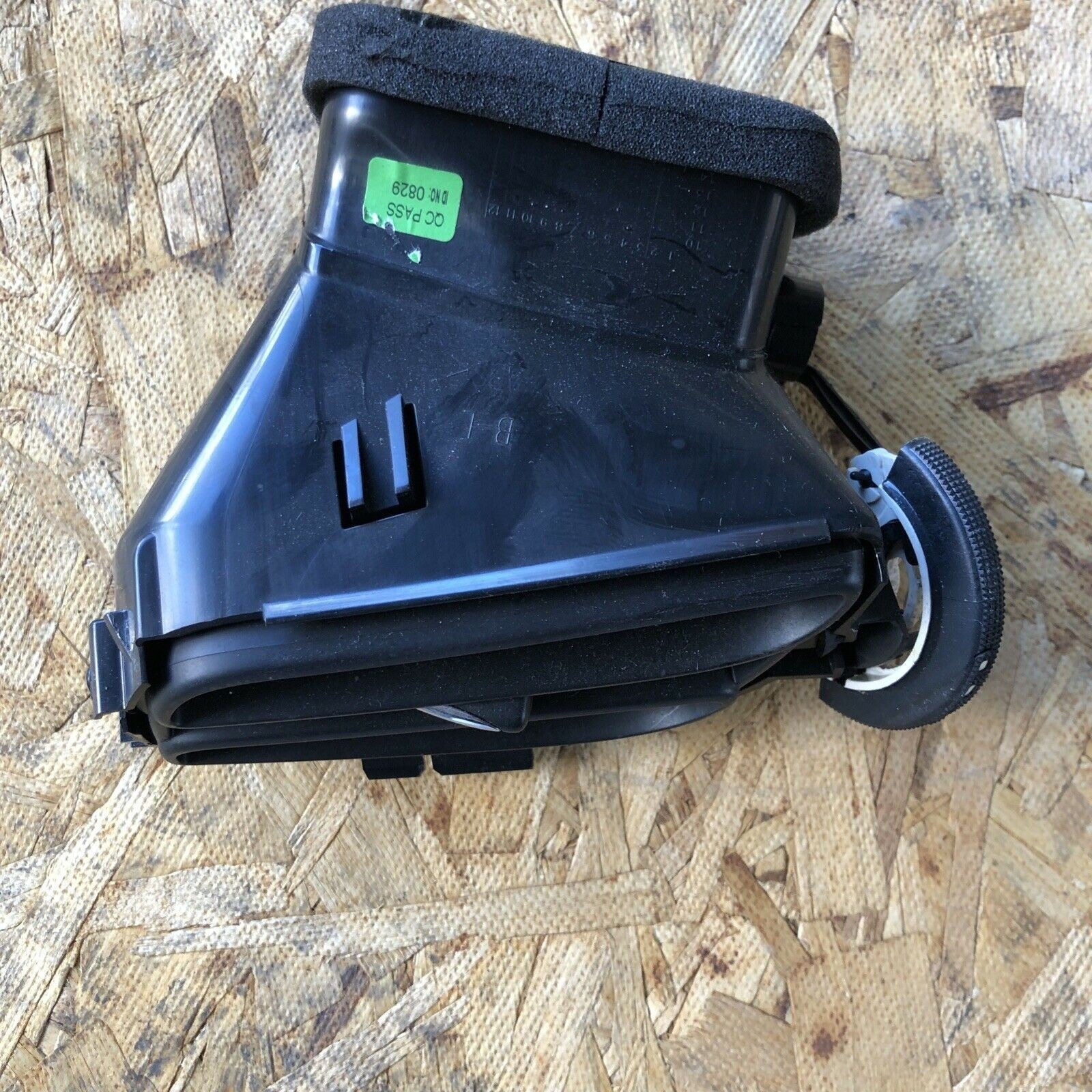 Bocchetta Aerazione Cruscotto Sinistro Citroen C3 1.4 A1092112 - F&P CRASH SRLS - Ricambi Usati