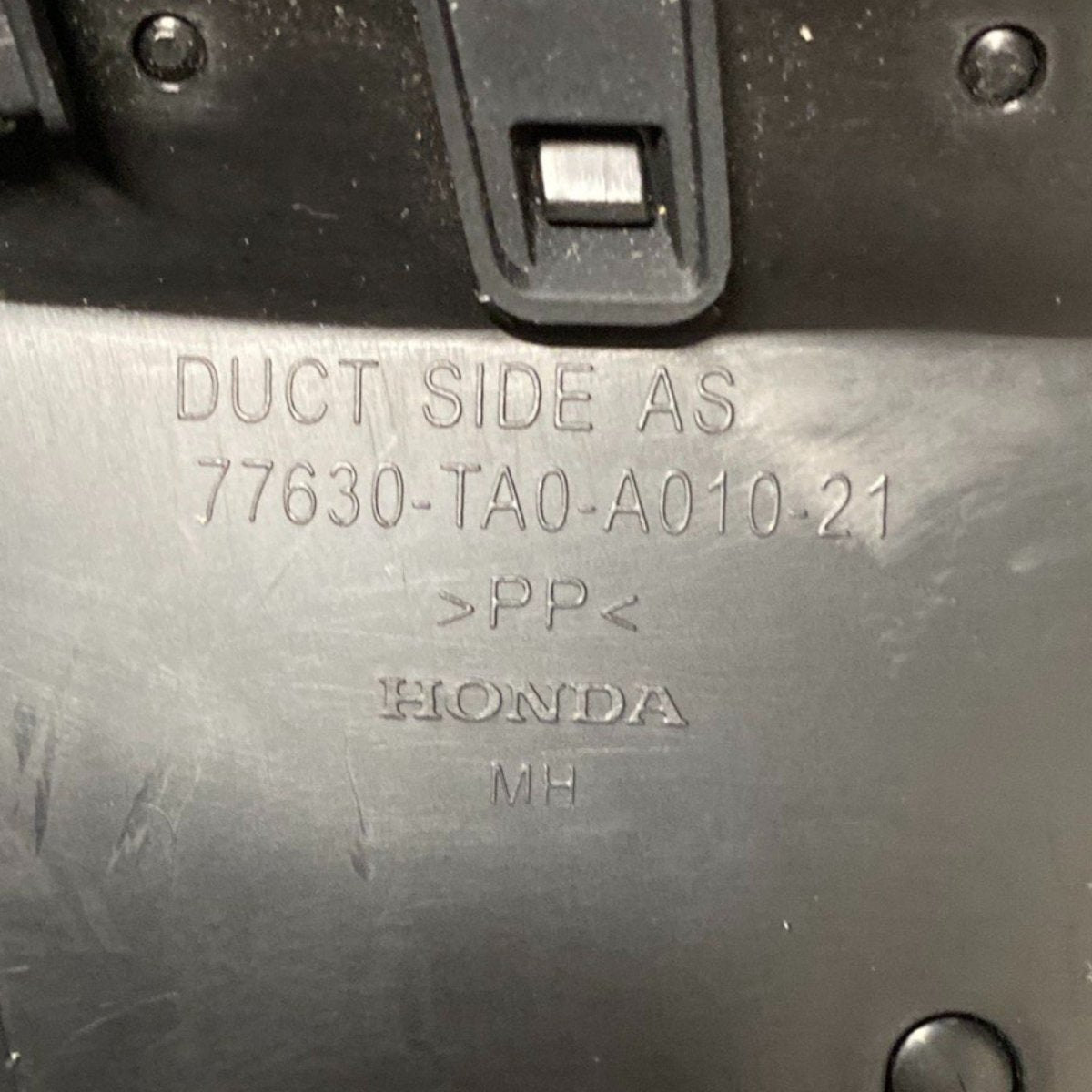 Bocchetta aria anteriore centrale honda cr - v (2011 - 2017) Cod: 77630 - ta0 - a010 - 21 - F&P CRASH SRLS - Ricambi Usati