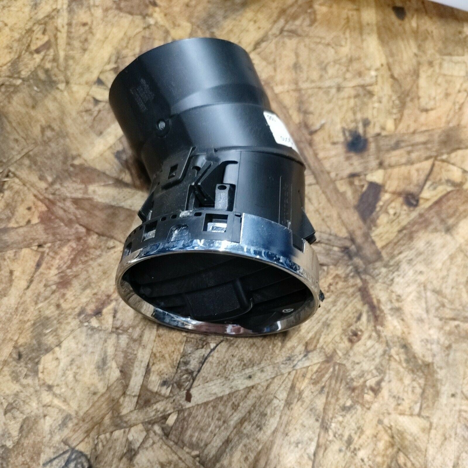 Bocchetta aria anteriore destra Peugeot 3008 1.6 Hdi (2006-2019) 9655994177 - F&P CRASH SRLS - Ricambi Usati